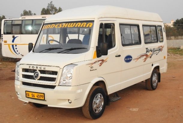 10 seater traveller car